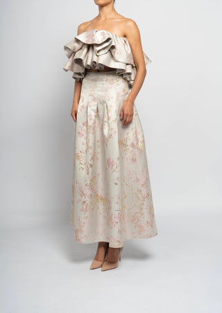 Beige embroidery ruffle skirt